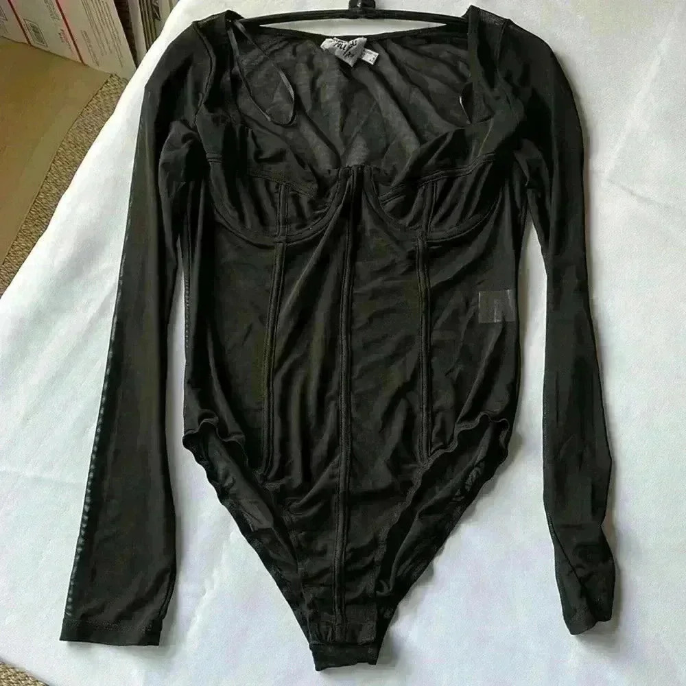 Princess Polly Sheer Black See Thru Mesh Bodysuit Long Sleeve Sz 8 Medium - Picture 4 of 13